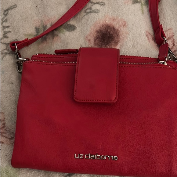 Liz Claiborne Bold Red Crossbody Bag - Picture 1 of 2